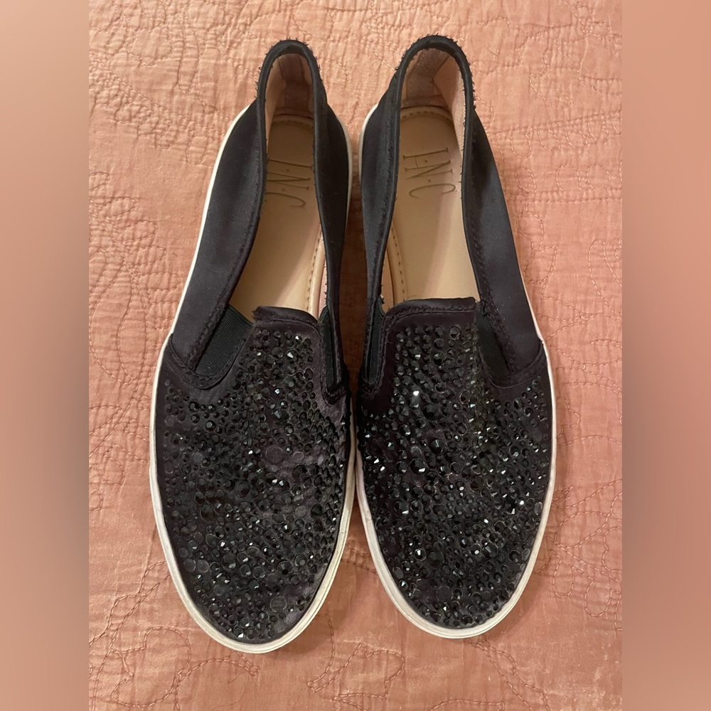 INC BLACK SPARKLY SNEAKERS 🖤